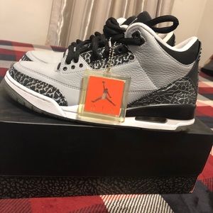 Jordan 3  Retro Cement Wolf Grey